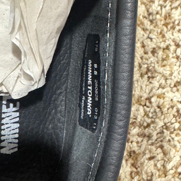 Navy Minnetonka Black Moccasins with Red and Blue Beadwork - Picture 5 of 12